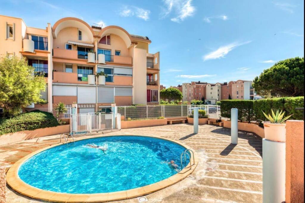 Residence Port Soleil Duplex T3 46 M2 Climatise Gruissan Bagian luar foto